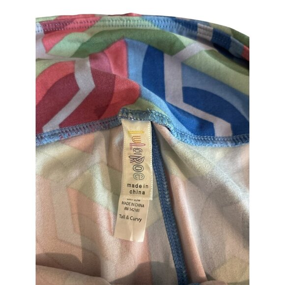 LuLaRoe Tall & Curvy Women's Tights - Picture 3 of 6